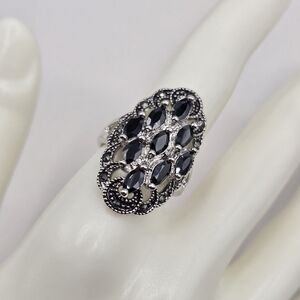 Swarovski Crystal Elements Silver and Black Statement Ring Size 7